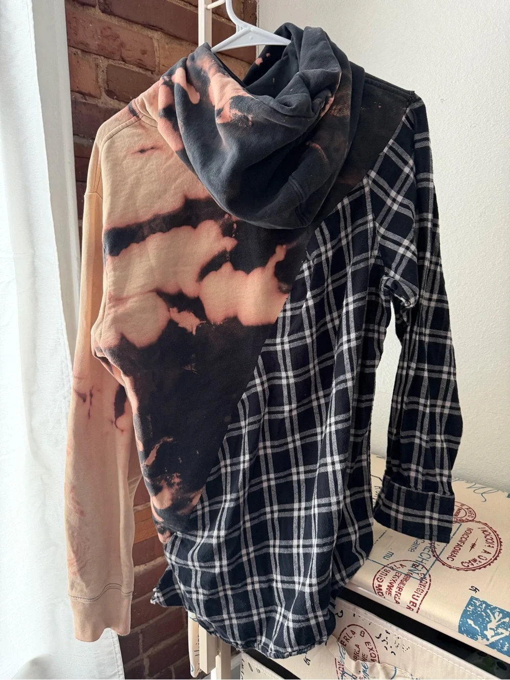 The North Face Men’s Black & Flannel Tie-Dye Plaid Hoodie